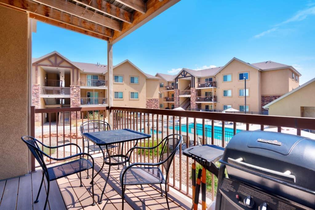 6B Cozy Moab Redcliff Condo, Pool & Hot Tub Bagian luar foto